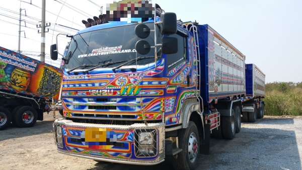 ขาย 2,700,000 ISUZU 360 ปี 57 วิ่ง 200,000 กม. แม่ลูกดั้ม(อู่ ส.สุรศักดิ์)แม่ยาว 6.40 ม.ลูก 3 คาน  ยาว 6.80 ม.กว้าง 2.55 นอกสูง 1.70 ม. รถอยู่.นครประฐม 090-772-3710 090-772-3708