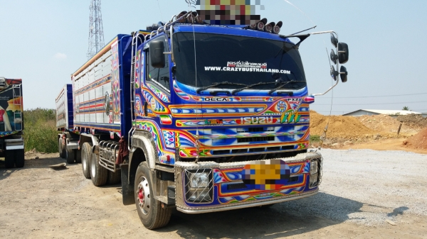 ขาย 2,700,000 ISUZU 360 ปี 57 วิ่ง 200,000 กม. แม่ลูกดั้ม(อู่ ส.สุรศักดิ์)แม่ยาว 6.40 ม.ลูก 3 คาน  ยาว 6.80 ม.กว้าง 2.55 นอกสูง 1.70 ม. รถอยู่.นครประฐม 090-772-3710 090-772-3708