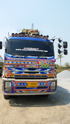 ขาย 2,700,000 ISUZU 360 ปี 57 วิ่ง 200,000 กม. แม่ลูกดั้ม(อู่ ส.สุรศักดิ์)แม่ยาว 6.40 ม.ลูก 3 คาน  ยาว 6.80 ม.กว้าง 2.55 นอกสูง 1.70 ม. รถอยู่.นครประฐม 090-772-3710 090-772-3708