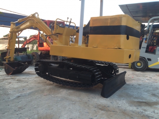 รับทำสีรถแม็คโคร ฟอร์คลิฟ หรือครื่องจักรทุกชนิด