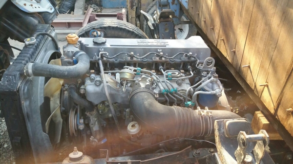 ขาย 6 ล้อ NPR 66LX5S เครื่อง 4HF1 120 แรง รถห้างแท้ กะบะยาว 4.50 เมตร แบตใหม่ 2 ลูก  ทบ.เต็ม รถพร้อมใช้  ราคาต่อรองได้ 0906312519