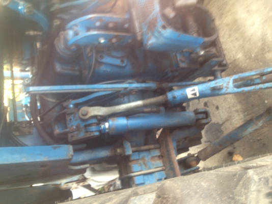 ขาย. ฟอร์ด 7810 คานหน้า คาราโล. ดันหน้า ไคเฮงหลี. ราคา. 450,000 บาท โทร 082-2134217