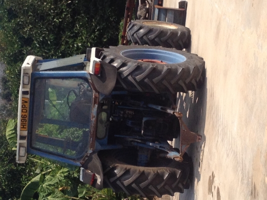 ขาย. ฟอร์ด 7810 คานหน้า คาราโล. ดันหน้า ไคเฮงหลี. ราคา. 450,000 บาท โทร 082-2134217