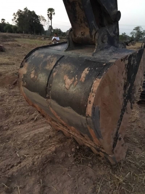 ขาย 715,000 เก่านอก 1 ปี   HITACHI EX200-3 ไฟฟ้าครบ แอร์เย็น โช่หนา เอวแน่น เครื่องดี ปั้มดี เอกสารอินวอยท์ รถอยู่ จ.ร้อยเอ็ด 090-772-3710 090-772-3708