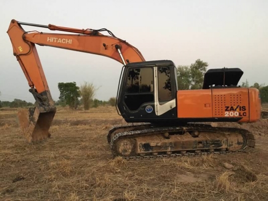 ขาย 715,000 เก่านอก 1 ปี   HITACHI EX200-3 ไฟฟ้าครบ แอร์เย็น โช่หนา เอวแน่น เครื่องดี ปั้มดี เอกสารอินวอยท์ รถอยู่ จ.ร้อยเอ็ด 090-772-3710 090-772-3708