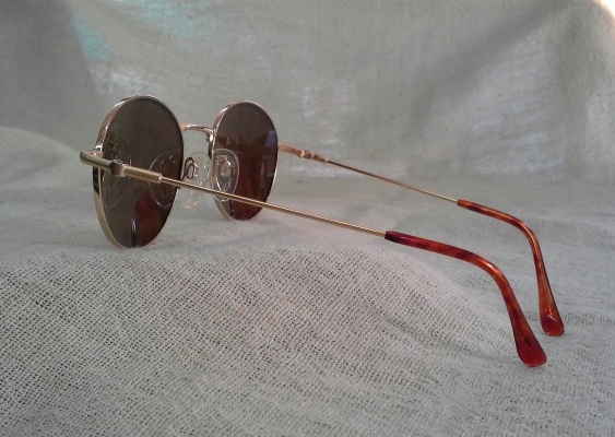 แว่นตา 'นอส' เทพเจ้าของชาวเยอรมัน 'หยดน้ำ-จอห์น เลนนอน' Vintage RODENSTOCK handm แว่นตา 'นอส' เทพเจ้าของชาวเยอรมัน 'หยดน้ำ-จอห์น เลนนอน' Vintage RODENSTOCK handm