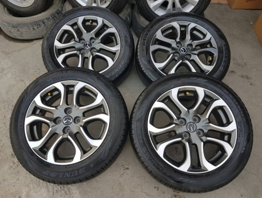 ขายล้อMazda2 Skyactiv15 ยางปี2315  4 ล้อ