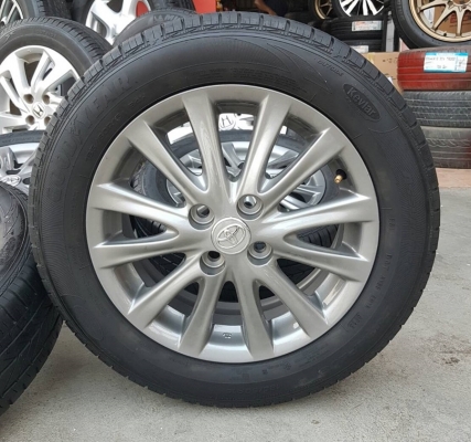 ขายล้อTOYOTA VIOS12ก้าน(สีกัล) ยางปี 15 4 ล้อ ขายล้อTOYOTA VIOS12ก้าน(สีกัล) ยางปี 15 4 ล้อ