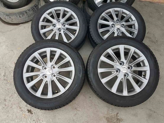 ขายล้อTOYOTA VIOS12ก้าน(สีกัล) ยางปี 15  4 ล้อ