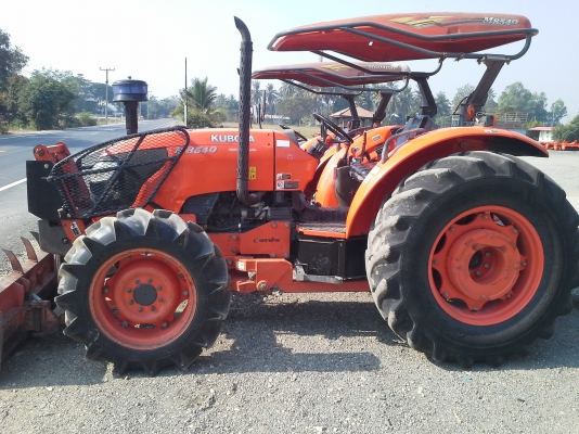 ขาย แทรกเตอร์ KUBOTA M8540