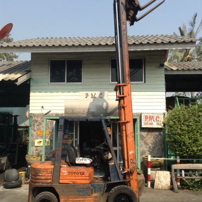 +++ ขายโฟล์คลิฟท์ TOYOTA 5FD25 ขนาด 2.5 ตัน เครื่องยนต์ดีเซล เสา 4.5 เมตร ฮิ้งค์โฟล์ค งา 1,070 มม. เกียร์ธรรมดา ยางตันครับ +++ ขายโฟล์คลิฟท์ TOYOTA 5FD25 ขนาด 2.5 ตัน เครื่องยนต์ดีเซล เสา 4.5 เมตร ฮิ้งค์โฟล์ค งา 1,070 มม. เกียร์ธรรมดา ยางตันครับ