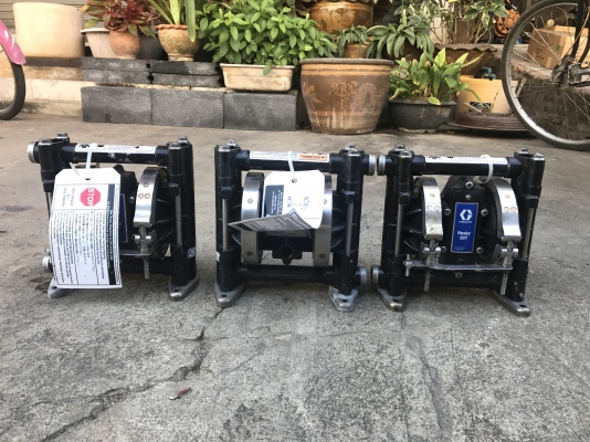 ขายปั้มไดอะแฟรม Graco Husky ขนาด 4หุน สภาพสวยมาก พร้อมใช้งาน มี 3 ตัวครับ