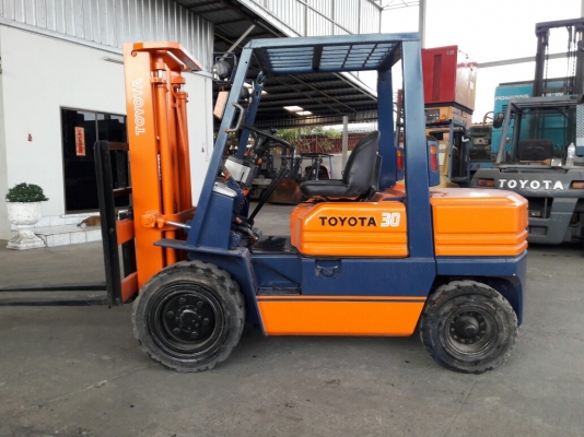 ขายรถยก TOYOTA 5FD30 ยกสูง 3 ม. เข้าตู้ได้ ขายรถยก TOYOTA 5FD30 ยกสูง 3 ม. เข้าตู้ได้