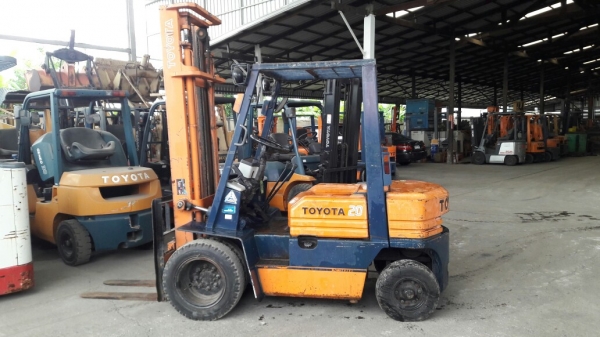 ขาย รถยก TOYOTA 5FD20 ขาย รถยก TOYOTA 5FD20