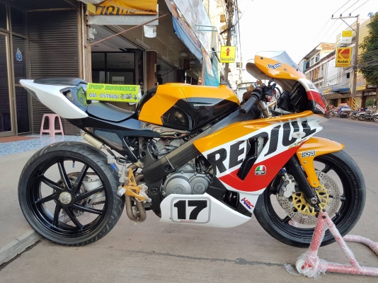 ขายแลกเทิร์นคับ HONDA VFR400 NC30 แฟริ่งแต่ง ทะเบียนแท้พร้อมโอน ราคา 75000 บาท รายการของแต่ง - เกียร์โยงแต่ง - ท่อแต่งลั่นๆ - มือเบรคมือคลัชแต่ง สนใจติดต่อ 081-0578282 FACEBOOK ชาญณรงค์ ป๊อป ชัยอมฤต ไอดีไลน์ POPBIGBIKESAKON คับ สนใจรถสวย ถูก ดี ต้อง POP B