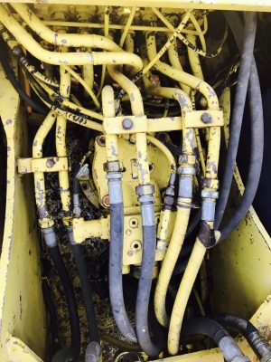 ขาย 1,450,000 KOBELCO sk 200-3 LC บูมยาว 16 ม. ไฟฟ้าครบ เครื่องดี ปั้มแรง เอวแน่น ช่วงล่างสวย เอกสารเล่มทะเบียน รถสวยพร้อมใช้ เอกสารพร้อมโอน รถอยู่ จ.สุพรรณบุรี 090-772-3710 090-772-3708