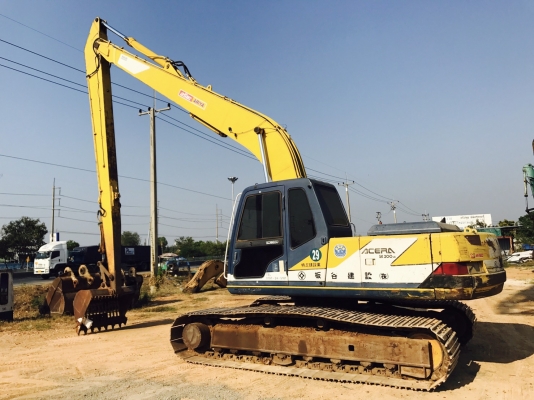 ขาย 1,450,000 KOBELCO sk 200-3 LC บูมยาว 16 ม. ไฟฟ้าครบ เครื่องดี ปั้มแรง เอวแน่น ช่วงล่างสวย เอกสารเล่มทะเบียน รถสวยพร้อมใช้ เอกสารพร้อมโอน รถอยู่ จ.สุพรรณบุรี 090-772-3710 090-772-3708