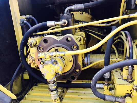 ขาย 1,450,000 KOBELCO sk 200-3 LC บูมยาว 16 ม. ไฟฟ้าครบ เครื่องดี ปั้มแรง เอวแน่น ช่วงล่างสวย เอกสารเล่มทะเบียน รถสวยพร้อมใช้ เอกสารพร้อมโอน รถอยู่ จ.สุพรรณบุรี 090-772-3710 090-772-3708