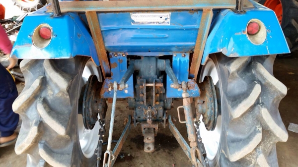 ขาย คูโบต้า L2402DT 4WD พร้อมผานหลัง เครื่องดีมากๆ ไฮดี เกียวดี