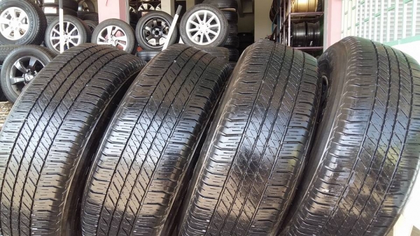 ขายล้อแม็ก vigo trd v.1 17"x8" ยางปี13 สนใจติดต่อ ร้าน ก.เจริญการยาง ครับ 081-3747940 ขายล้อแม็ก vigo trd v.1 17"x8" ยางปี13 สนใจติดต่อ ร้าน ก.เจริญการยาง ครับ 081-3747940