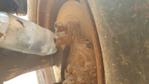 ขาย รถตัก KOBELCO LK300 เอวอ่อน ดิสค์เบรค เครื่อง 6BD1 165 แรงม้า เกียร์ทอค ยางดี รถจอดไว้ไม่ค่อยได้ใช้งาน ขาย รถตัก KOBELCO LK300 เอวอ่อน ดิสค์เบรค เครื่อง 6BD1 165 แรงม้า เกียร์ทอค ยางดี รถจอดไว้ไม่ค่อยได้ใช้งาน