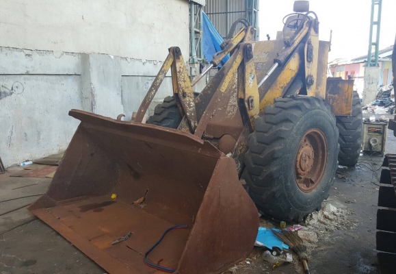 ขาย รถตัก KOBELCO LK300 เอวอ่อน ดิสค์เบรค เครื่อง 6BD1 165 แรงม้า เกียร์ทอค ยางดี รถจอดไว้ไม่ค่อยได้ใช้งาน