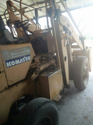 ขายรถตัก KOMATSU ราคา130,000 สนใจโทร 090-8588220 093-3258446 www.narong2truck.com www.truck.in.th/498 Facebook ณรงค์ ซื้อขายรถมือสอง (เว็บไซต์ส่วนตัว) Facebook คุณนะ รถบรรทุก