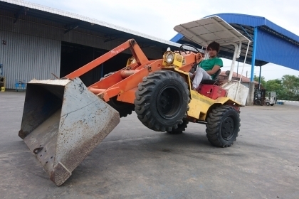 ขายรถตักล้อยาง YANMAR Y20W-2 (ขับเคลื่อน4ล้อ) ขายรถตักล้อยาง YANMAR Y20W-2 (ขับเคลื่อน4ล้อ)
