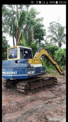 ขายแบคโค PC60-5 สภาพพร้อมใช้งาน ราคา300,000 สนใจโทร 090-8588220 093-3258446 www.narong2truck.com www.truck.in.th/498 เพจ Facebook ณรงค์ ซื้อขายรถมือสอง กลุ่ม Facebook ณรงค์ ซื้อขายรถมือสอง