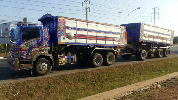 ขาย 2,700,000 ISUZU 360 ปี 57 วิ่ง 200,000 กม. แม่ลูกดั้ม(อู่ ส.สุพัตร์)แม่ยาว 6.40 ม.ลูก 3 คาน ยาว 6.80 ม.กว้าง 2.55 นอกสูง 1.70 ม. รถอยู่.นครประฐม 090-772-3710 090-772-3708 ขาย 2,700,000 ISUZU 360 ปี 57 วิ่ง 200,000 กม. แม่ลูกดั้ม(อู่ ส.สุพัตร์)แม่ยาว 6.40 ม.ลูก 3 คาน ยาว 6.80 ม.กว้าง 2.55 นอกสูง 1.70 ม. รถอยู่.นครประฐม 090-772-3710 090-772-3708
