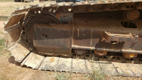 ขาย แบคโฮ KOMATSU PC200-8 สภาพพร้อมใช้งาน เครื่องดี ช่วงล่างเต็ม เล่มทะเบียนครบ