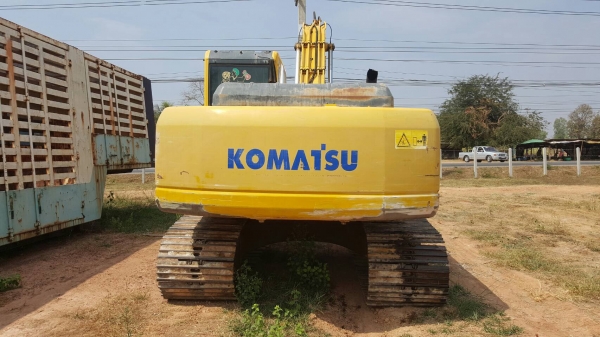 ขาย แบคโฮ KOMATSU PC200-8 สภาพพร้อมใช้งาน เครื่องดี ช่วงล่างเต็ม เล่มทะเบียนครบ