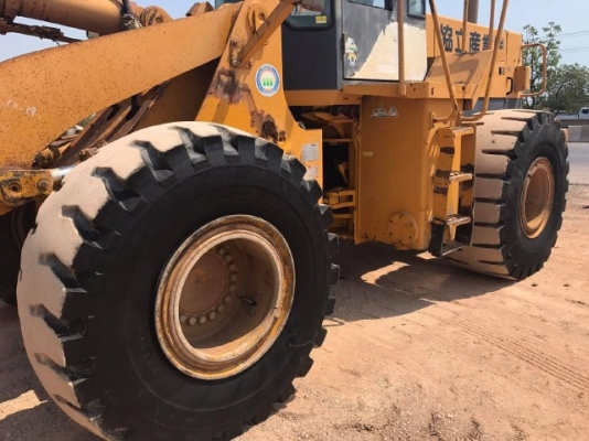 ขายรถตักล้อยาง TCM L39 รถนอกนำเข้าจากญี่ปุ่น สภาพสวยพร้อมใช้งาน