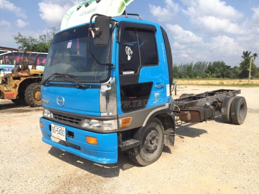 HINO KM779 6 ล้อ หัว-แซซซี ขนาด 117 แรงม้า ปีจดทะเบียน 2533