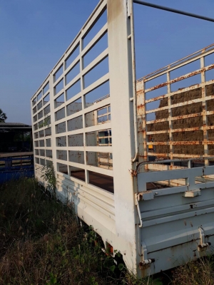 ขายกะบะเหล็ก 6ล้อ ยาว6.5 ม กว้าง2.4ม (กะบะต่อมาใหม่ใช้งานน้อยมากถอดลงไว้) ขาย 68,000 บาท ศุภากร 081-1903107 , 081-4252943 ขายกะบะเหล็ก 6ล้อ ยาว6.5 ม กว้าง2.4ม (กะบะต่อมาใหม่ใช้งานน้อยมากถอดลงไว้) ขาย 68,000 บาท ศุภากร 081-1903107 , 081-4252943