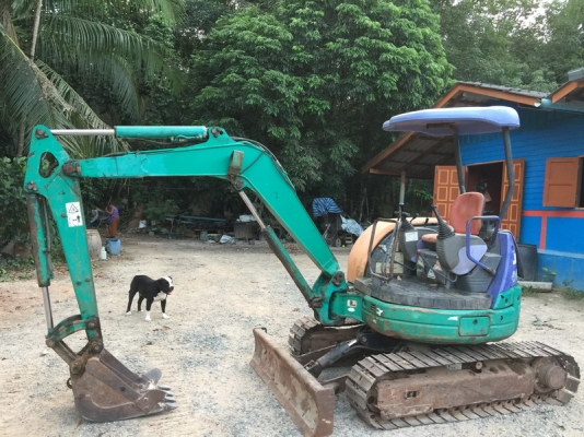 ขายรถขุดเล็ก แบคโครเล็กkomatsu pc30mr-1สภาพดีพร้อมทำงาน