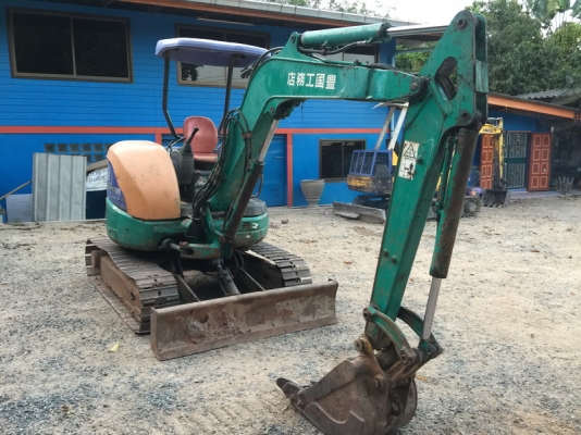 ขายรถขุดเล็ก แบคโครเล็กkomatsu pc30mr-1สภาพดีพร้อมทำงาน