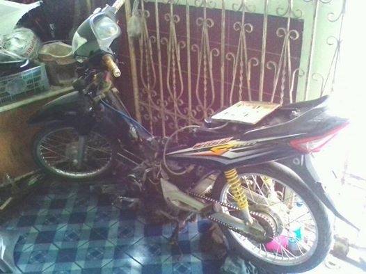 ขายอะไหล่เวฟ100 u-box มีเกือบทั้งคัน ขายอะไหล่เวฟ100 u-box มีเกือบทั้งคัน