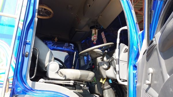 ขาย 2,700,000 ISUZU 360 ปี 57 วิ่ง 200,000 กม. แม่ลูกดั้ม(อู่ ส.สุพรรณชัย)แม่ยาว 6.40 ม.ลูก 3 คาน  ยาว 6.80 ม.กว้าง 2.55 นอกสูง 1.70 ม. รถอยู่.นครปฐม 090-772-3710 090-772-3708