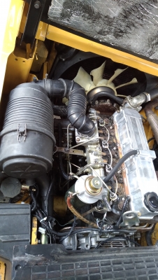 Folklift cat 3.0 t. สภาพสวย เสาสูง 4m. ดีเซล ยางตัน 4 ล้อ Folklift cat 3.0 t. สภาพสวย เสาสูง 4m. ดีเซล ยางตัน 4 ล้อ