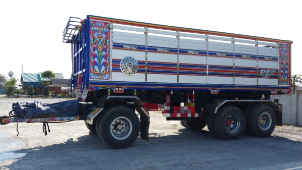 ขาย 2,700,000 ISUZU 360 ปี 57 วิ่ง 200,000 กม. แม่ลูกดั้ม(อู่ ส.สุรศักดิ์)แม่ยาว 6.40 ม.ลูก 3 คาน  ยาว 6.80 ม.กว้าง 2.55 นอกสูง 1.70 ม. รถอยู่.นครปฐม 090-772-3710 090-772-3708