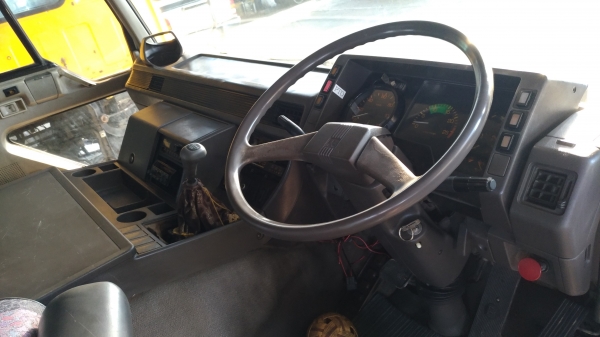 หัวเก๋งฟูโซ่เฉินหลง. สามใบปัด. หัวใหญ่. สภาพสวยหายาก