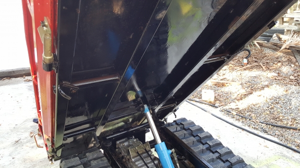 รถบรรทุกการเกษตร และก่อสร้าง ยกดั้มด้วยไฮดรอลิค พร้อมใช้งาน สอบถามได้ต่อรองได้ ขายได้ขาย พร้อมใช้งาน ราคา 38500 บาท รหัสสินค้า C3  - 7