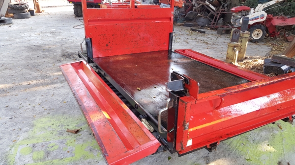 รถบรรทุกการเกษตร และก่อสร้าง ยกดั้มด้วยไฮดรอลิค พร้อมใช้งาน สอบถามได้ต่อรองได้ ขายได้ขาย พร้อมใช้งาน ราคา 38500 บาท รหัสสินค้า C3  - 7