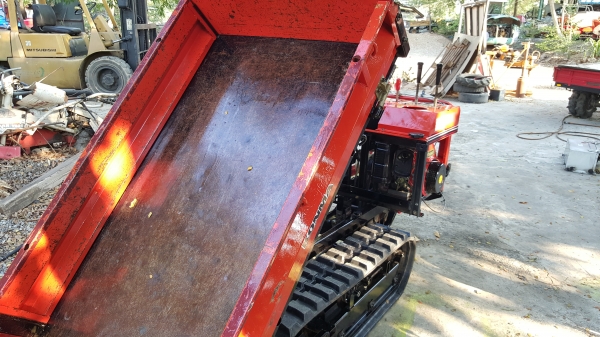 รถบรรทุกการเกษตร และก่อสร้าง ยกดั้มด้วยไฮดรอลิค พร้อมใช้งาน สอบถามได้ต่อรองได้ ขายได้ขาย พร้อมใช้งาน ราคา 38500 บาท รหัสสินค้า C3  - 7