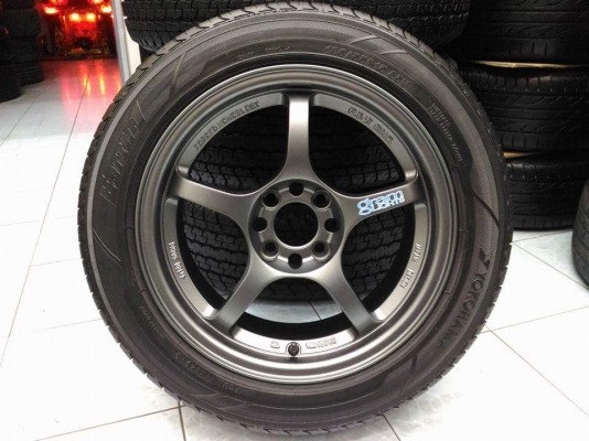 ขายล้อใหม่แถมยาง \%  Gramlight 57F ขอบ 15*7,et33,4h100 สีเทากัน(auto option) แถมยาง \% Yokohama,Firestone  195 55 15 ผลิตปี 12,13 อย่างละคู่ ดอกพอใช้ มีกินข้าง วิ่งได้ปกติ ไม่บวม ล้อใหม่ ไร้ริ้วรอย ขายโล๊ะ ขายถูก มีแค่ชุดเดียว ทั้งชุด 7900.-** NET** *** รับ