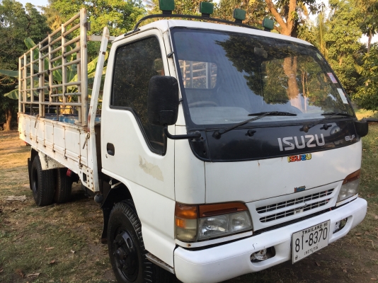 ขาย6ล้อ NPR66L 120แรง  Fหน้าFหลัง ยาว 4.30 เมตร ขาย 325000บาท