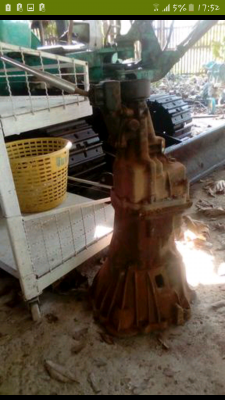 หัวหมูเกียร์โตโยต้า ไฮลักฮีโร่พร้อมใช้งาน สี่เกียรหน้าหนึ่งเกียรถอย พร้อมใช้งาน หัวหมูเกียร์โตโยต้า ไฮลักฮีโร่พร้อมใช้งาน สี่เกียรหน้าหนึ่งเกียรถอย พร้อมใช้งาน