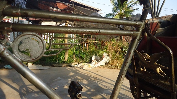 มรดกคุณปู่ สามล้อถีบโบราณ อายุ  50 ปี ทะเบียนแท้ ศก 01726 เจ้าของขายเอง น่าสะสม พร้อมใช้งาน ต่อรองราคาได้