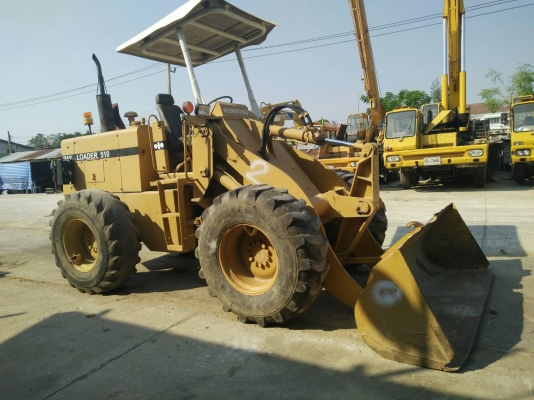 ขายด่วนๆรถตักKOMATSU 510เอวอ่อนสภาพพร้อมใช้เอกสารอินวอย์กรองเดี่ยวราคา490000บาทถูกสุดๆราคานี้โทรไอดี0843923995